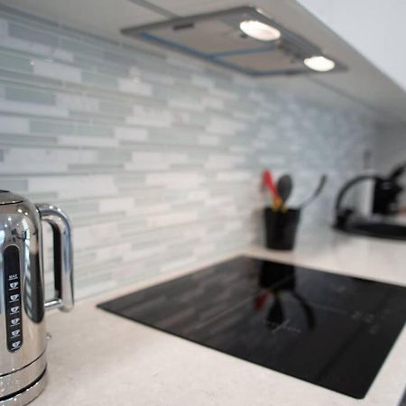 Luxurious Oak Park Apartment By Polo Apartments Kaunas Eksteriør billede